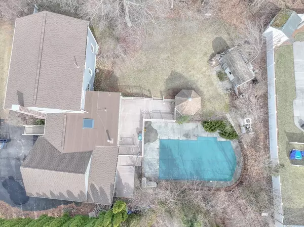 Mansfield, MA 02048,10 Brookside Road