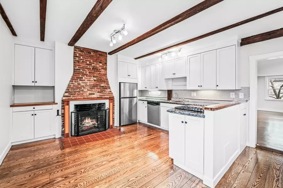 17-3 High St #3, Salem, MA 01970