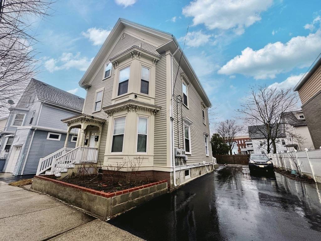 6 Stephen Street #2, Lynn, MA 01902
