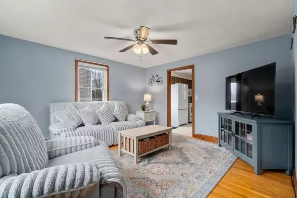 Swansea, MA 02777,56 Evergreen Dr