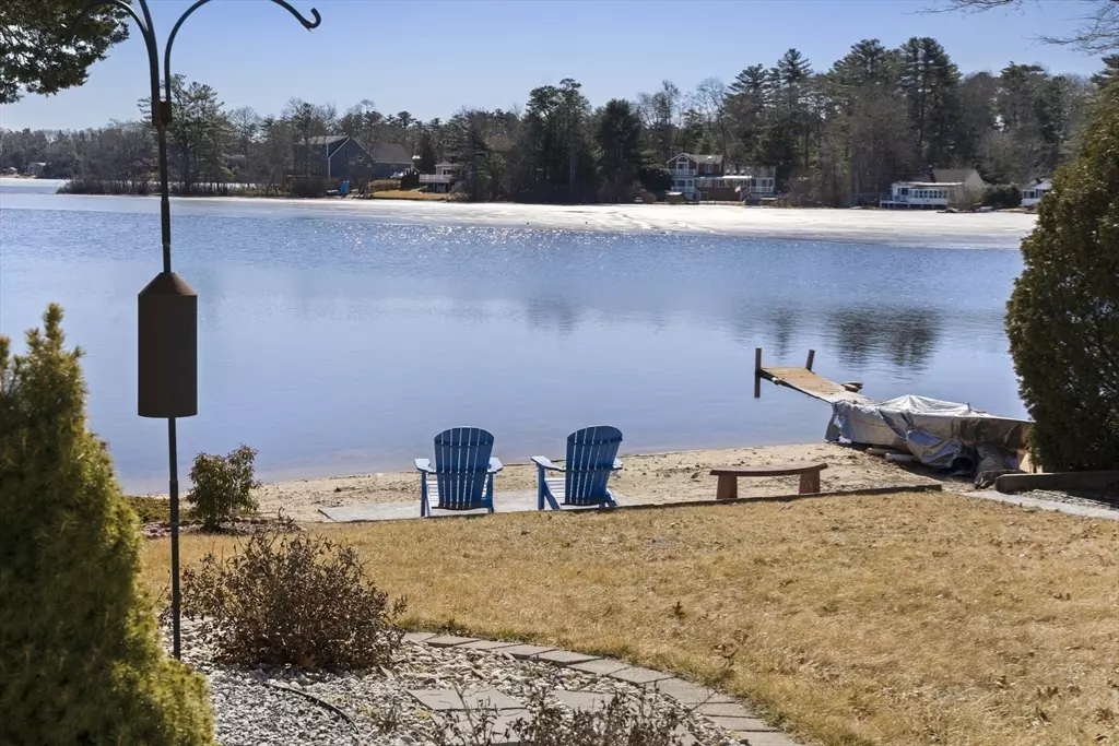 Wareham, MA 02538,107 Glen Charlie Rd