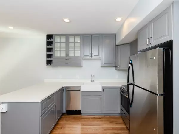 Watertown, MA 02472,229 Coolidge Ave #303