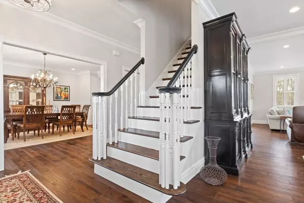 Canton, MA 02021,135 York St