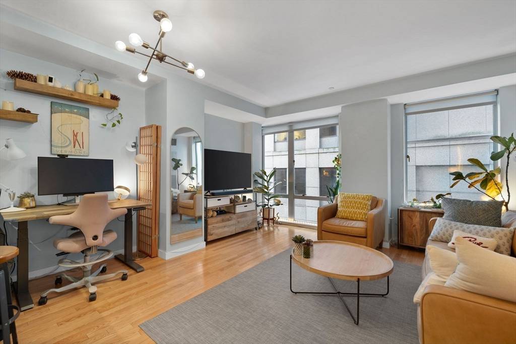 80 Broad St #306, Boston, MA 02110