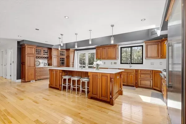 Hanover, MA 02339,20 Simmons Road