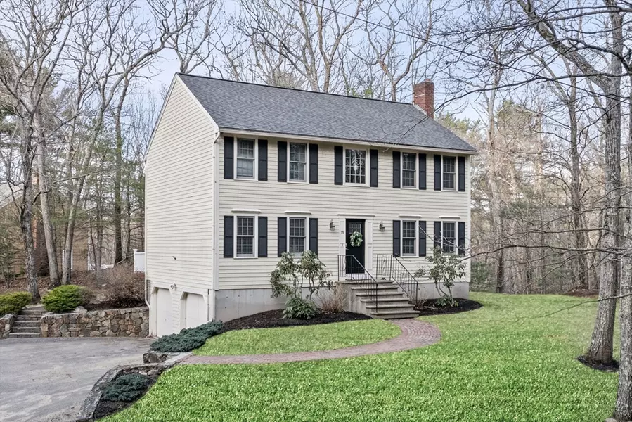 15 Sullivan St, North Andover, MA 01845