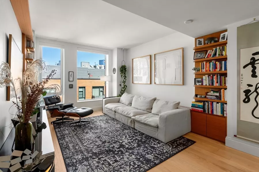 380 Harrison Ave #1121, Boston, MA 02118