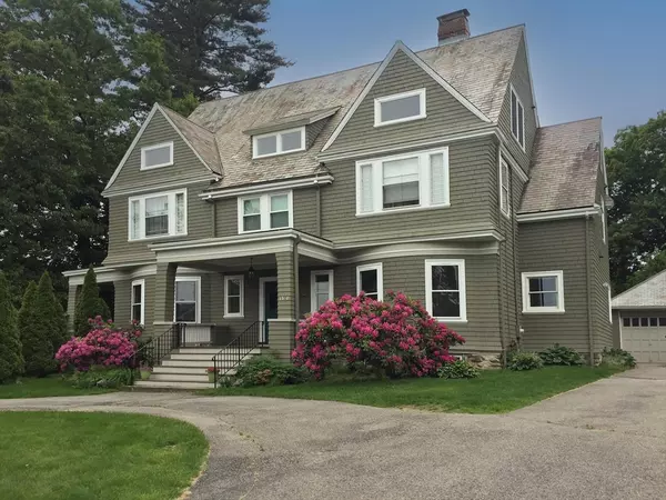 1530 Beacon St, Newton, MA 02468