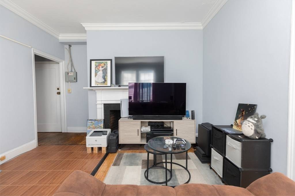 Cambridge, MA 02138,16 Chauncy St #32