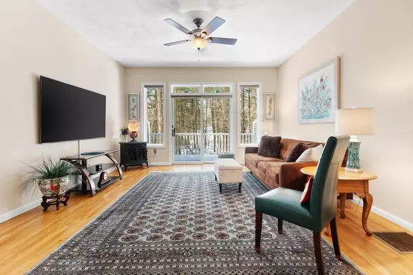 Saugus, MA 01906,911 Sherwood Forest Lane #911