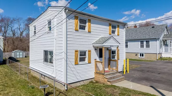 Somerset, MA 02725,81 Perkins St