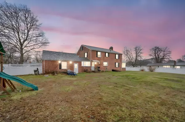 Agawam, MA 01001,297 Cooper St