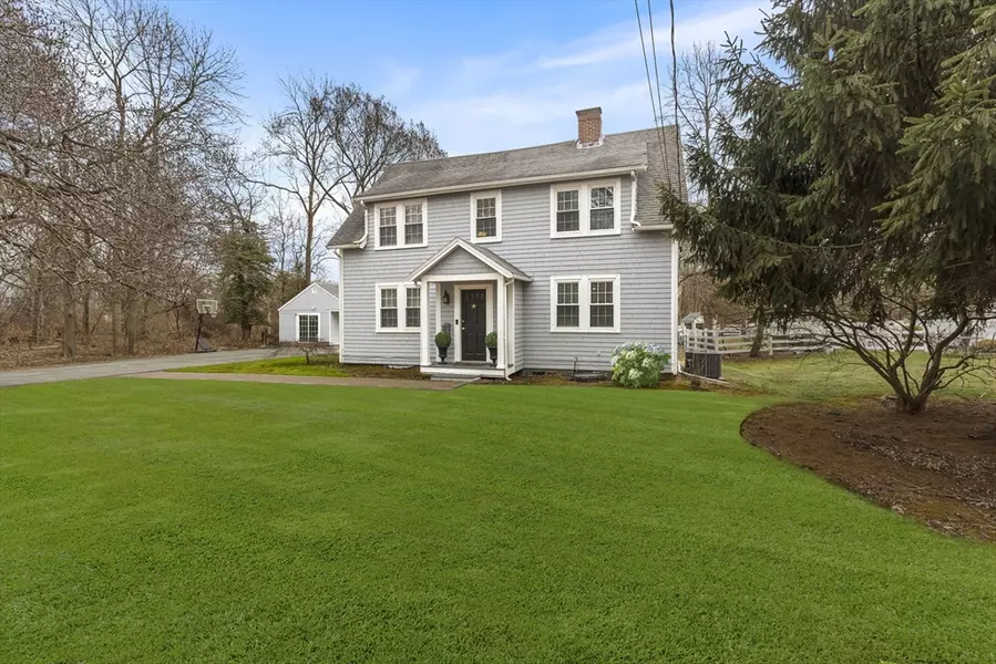 22 Smith Pl, Cohasset, MA 02025