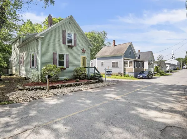 Groton, MA 01450,42 Willowdale Rd