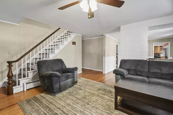 West Boylston, MA 01583,15 Prospect Street