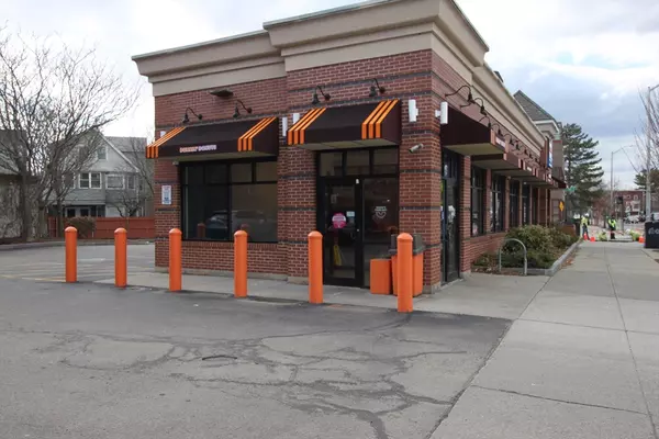Cambridge, MA 02140,2480 Massachusetts Ave #ATM