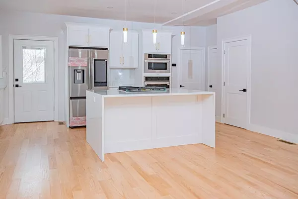 Revere, MA 02151,141 Warren St