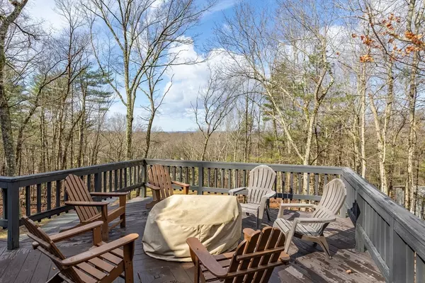 Bolton, MA 01740,141 Vaughn Hill Road