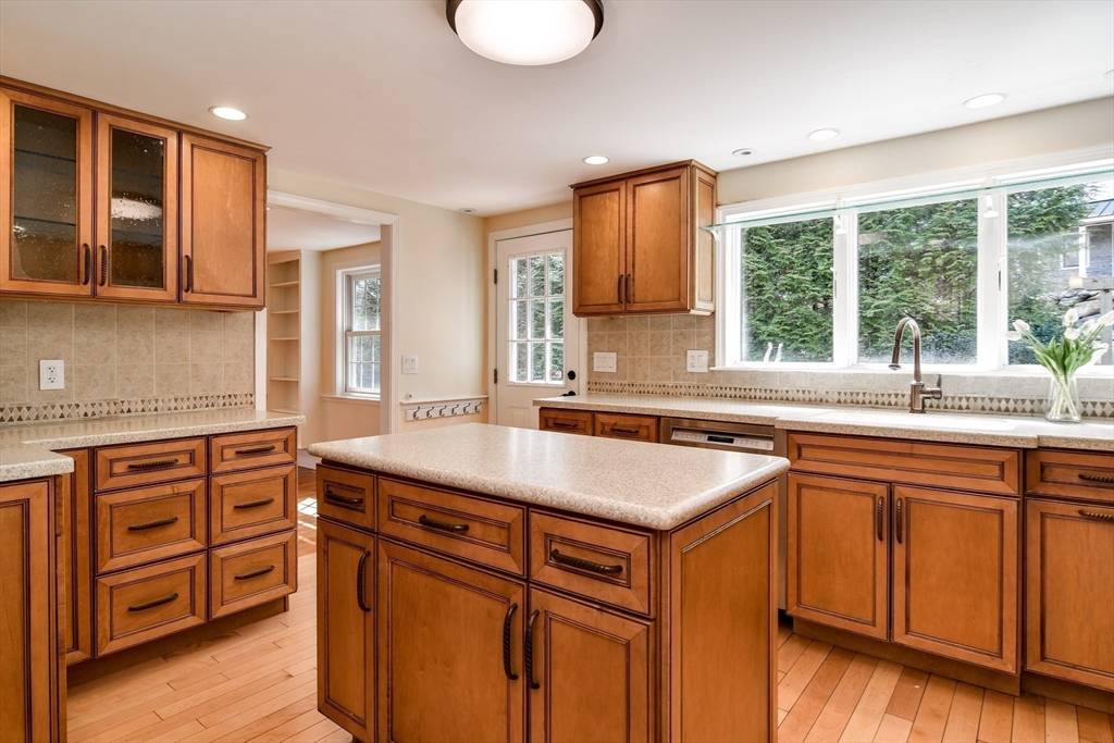 Dover, MA 02030,2 Forest St.