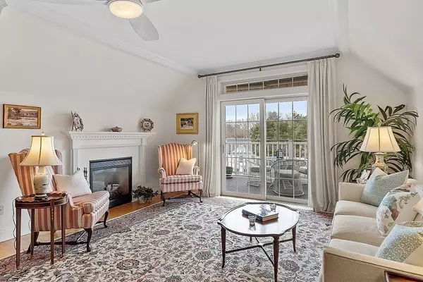 Concord, MA 01742,95 Conant Street #407