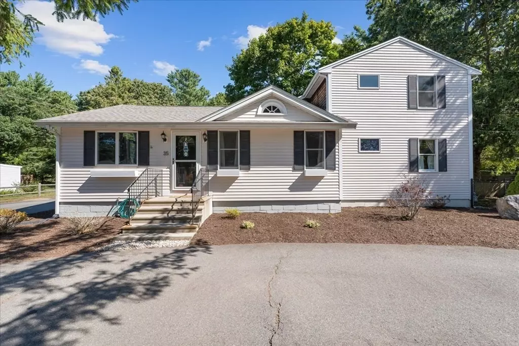 Kingston, MA 02364,35 Pembroke St