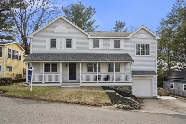 9 Fairview St, Danvers, MA 01923