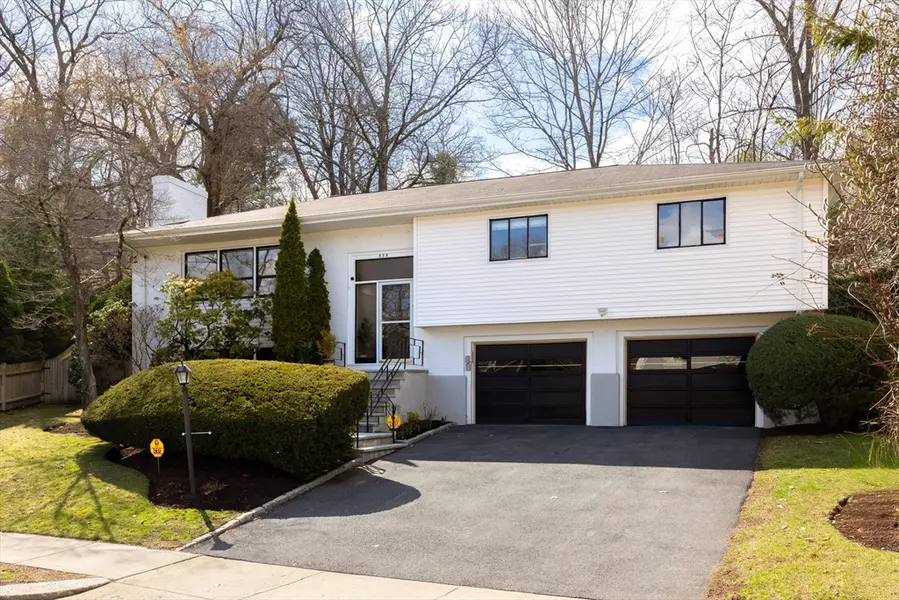 535 Clinton, Brookline, MA 02467