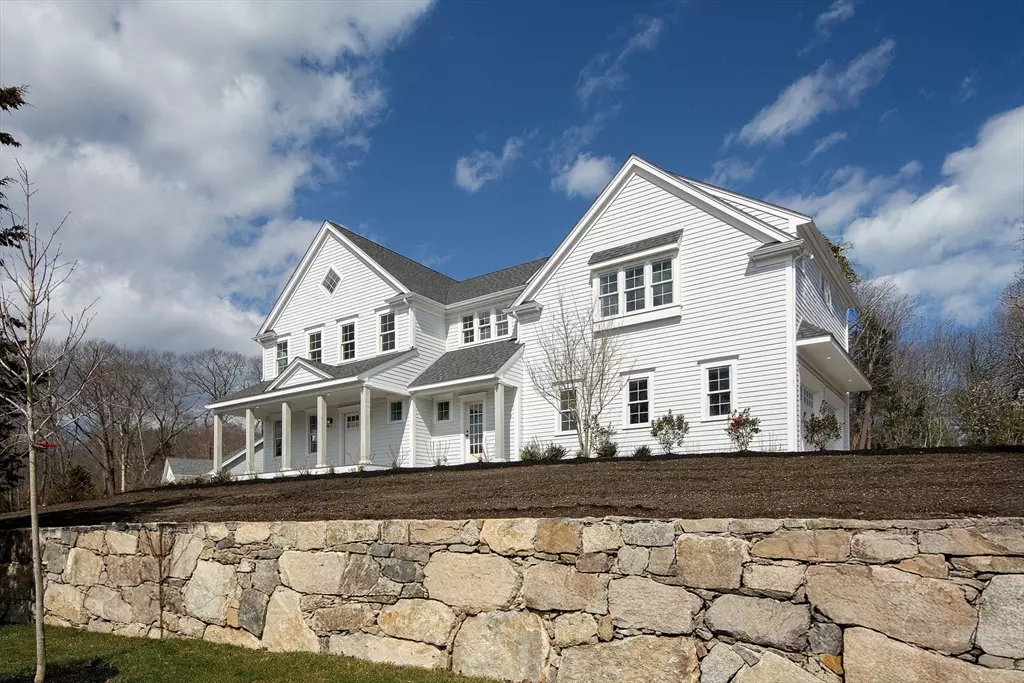 Cohasset, MA 02025,246 North Main St