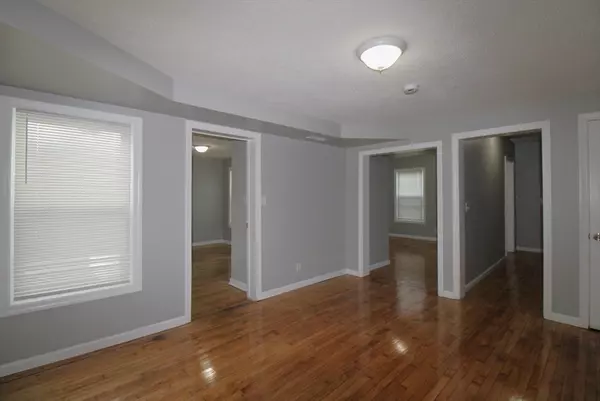 Warren, MA 01083,2177 Main St