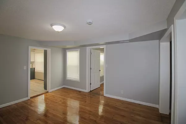 Warren, MA 01083,2177 Main St