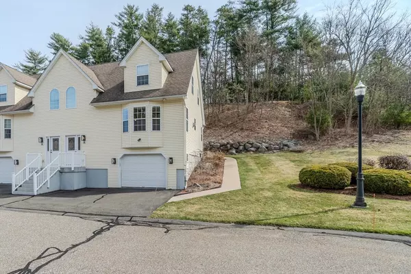 Palmer, MA 01069,20 Michael Drive #20