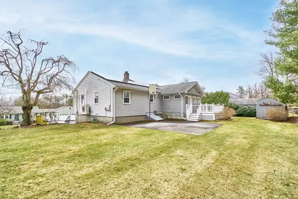 Leominster, MA 01453,8 Appletree Lane