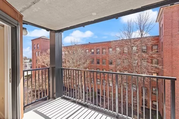 Beverly, MA 01915,60 Rantoul Street #514