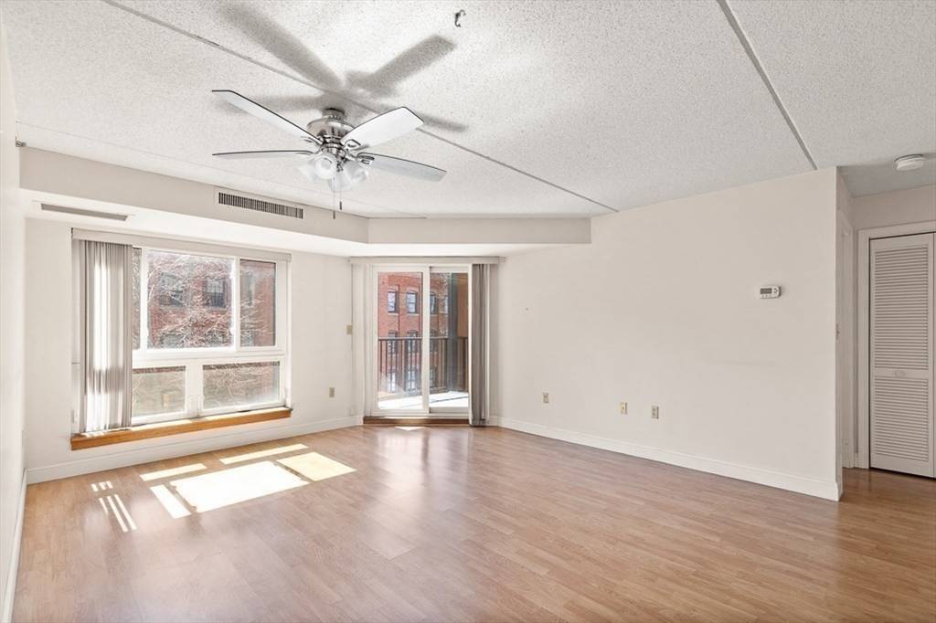 60 Rantoul Street #514, Beverly, MA 01915