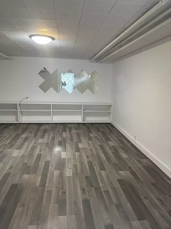 Cambridge, MA 02138,81 Irving Street #1