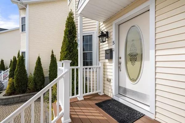 Acton, MA 01720,282 Main St #5