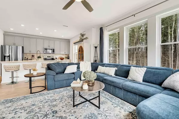 Grafton, MA 01536,2 Winslow Lane #206