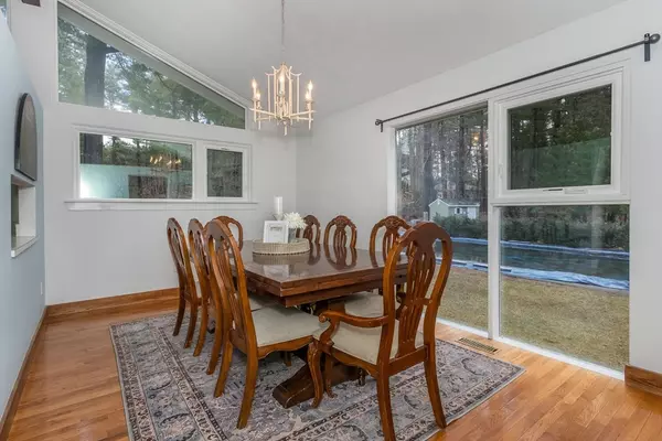 Weston, MA 02493,14 Bradford Road