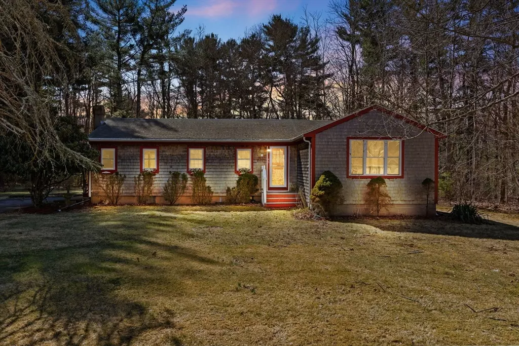 Raynham, MA 02767,45 King St