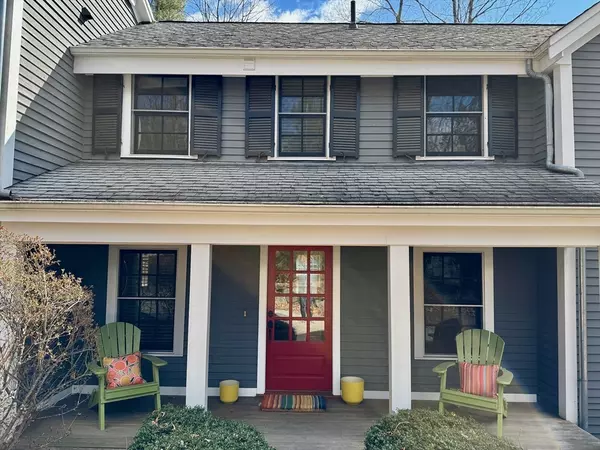 Concord, MA 01742,601 Lexington