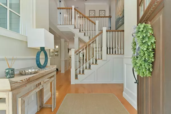 Hingham, MA 02043,111 East St