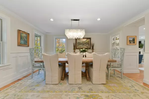 Hingham, MA 02043,111 East St