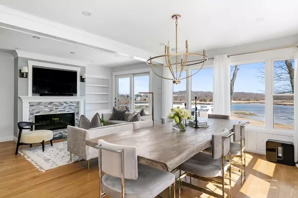 Hingham, MA 02043,52 Elmore Rd