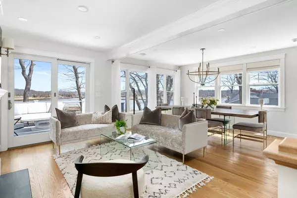 Hingham, MA 02043,52 Elmore Rd