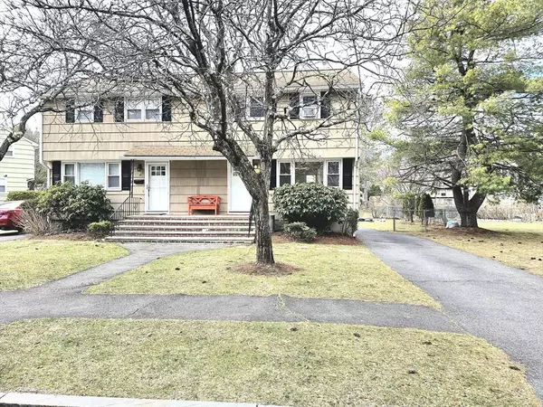 15 Charles Rd #15, Winchester, MA 01890