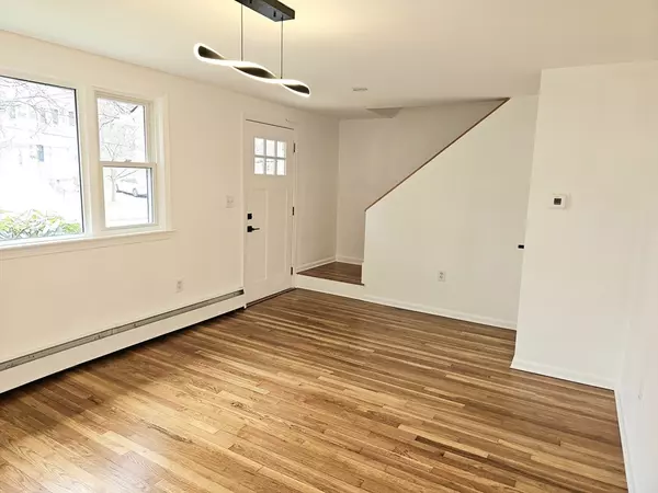 Winchester, MA 01890,15 Charles Rd #15