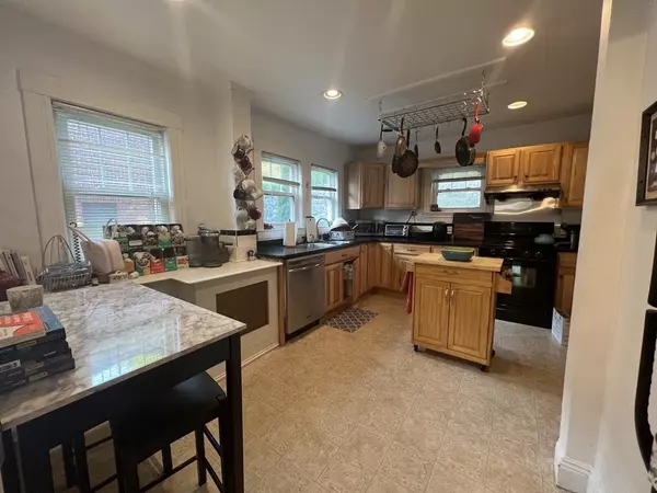 Brookline, MA 02446,95 Westbourne Terracce #1
