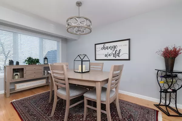 Bourne, MA 02532,19 Harbor Hill Dr #19