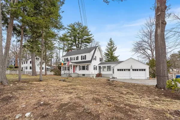 Wakefield, MA 01880,30 Strathmore Rd