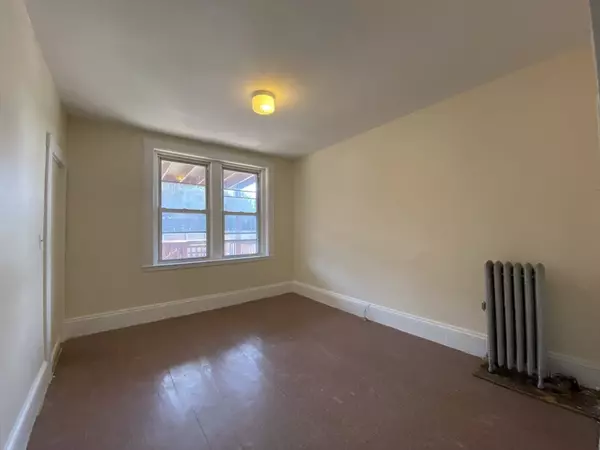 Boston, MA 02115,884 Huntington Ave #3